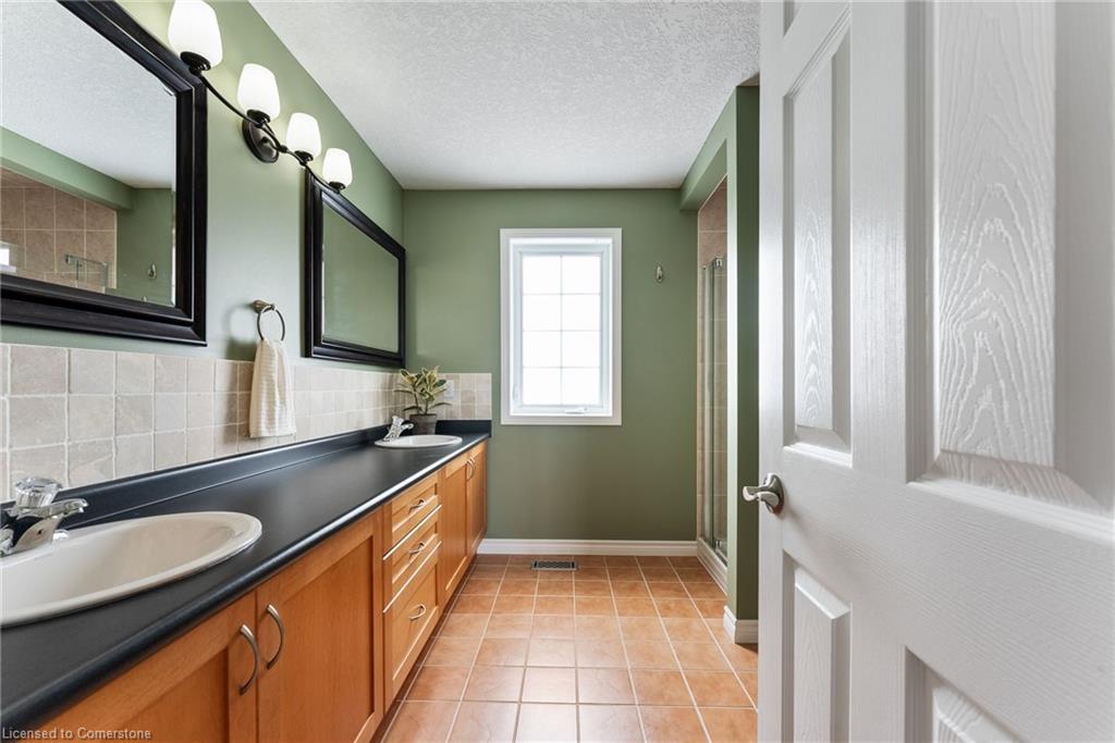 126 Cranbrook Street Property Photo 21