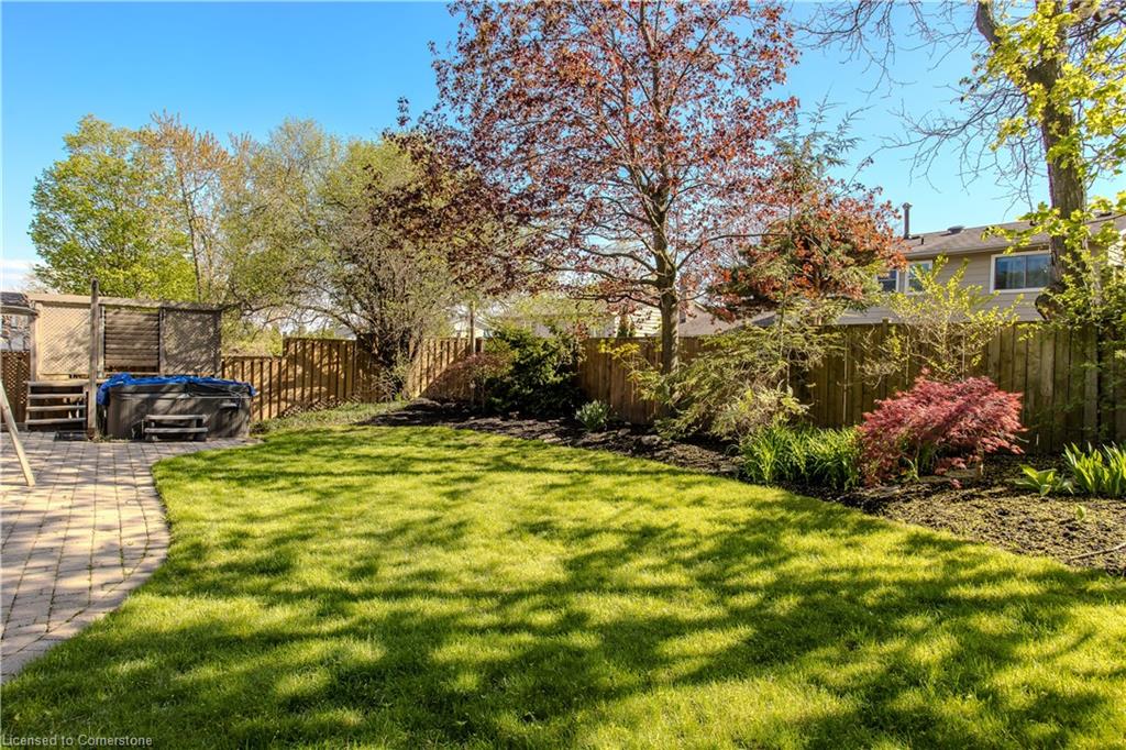 1858 Heather Hills Drive Property Photo 9