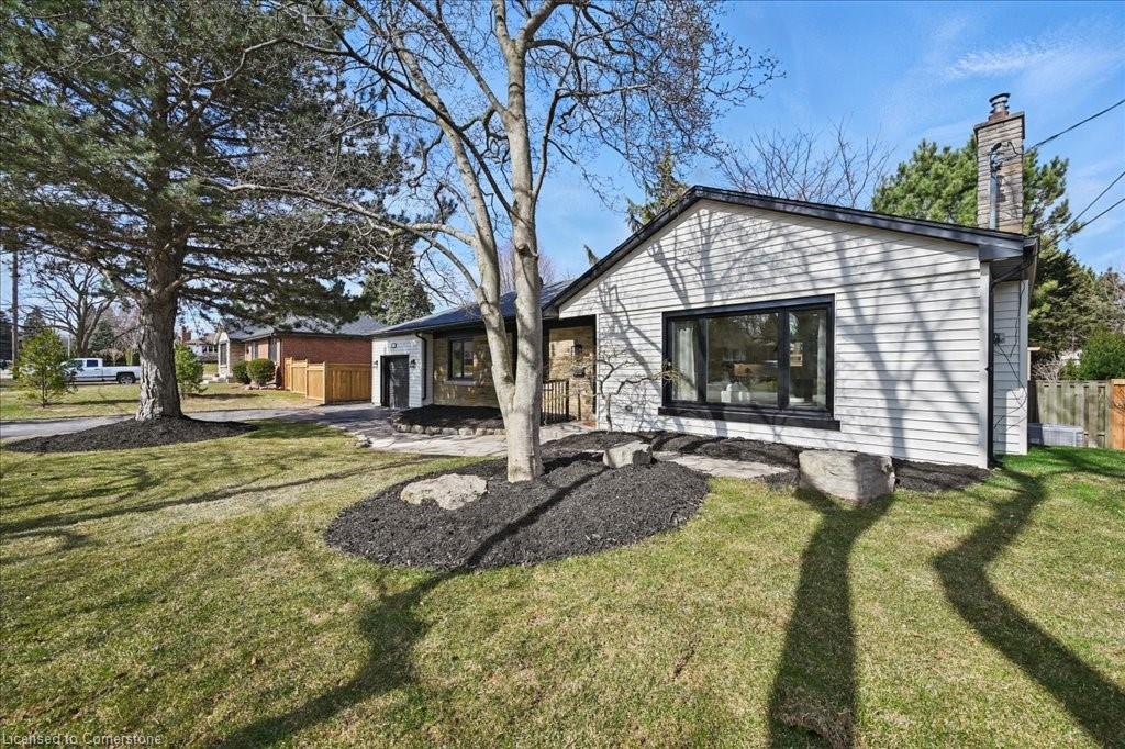 869 Condor Drive Property Photo 4