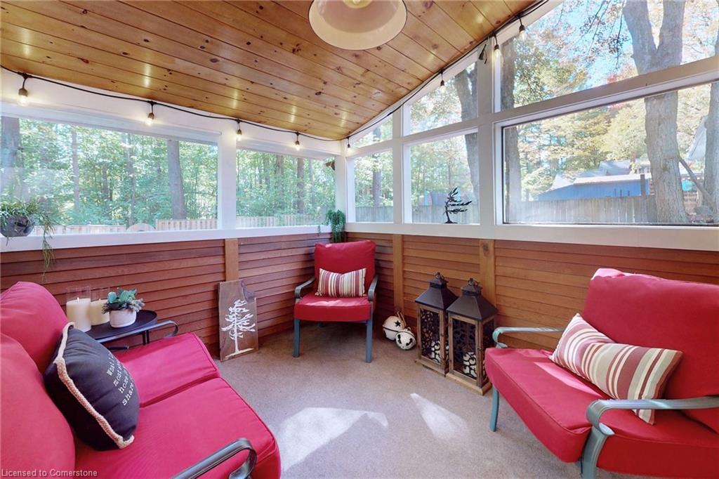 190 Maple Street Property Photo 10