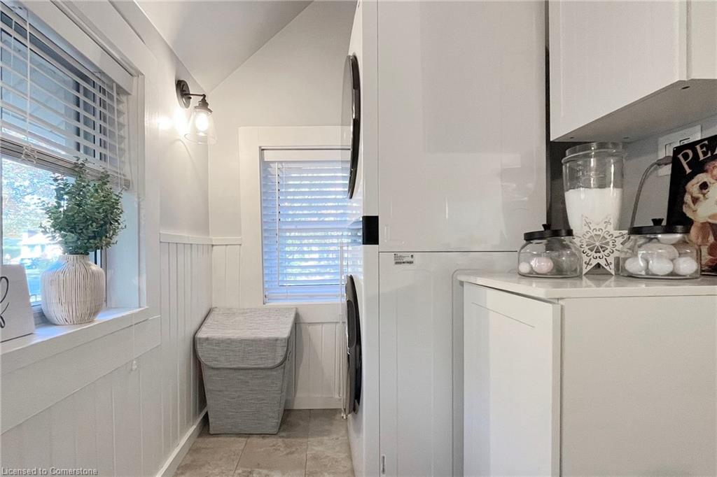 190 Maple Street Property Photo 22