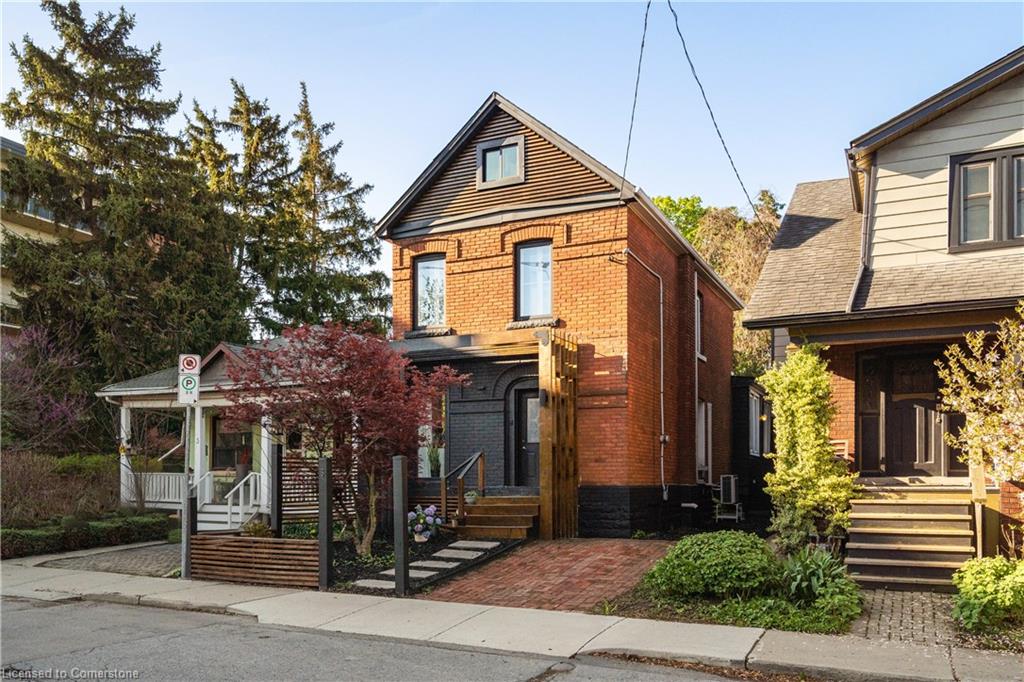 5 Pine Street Property Photo