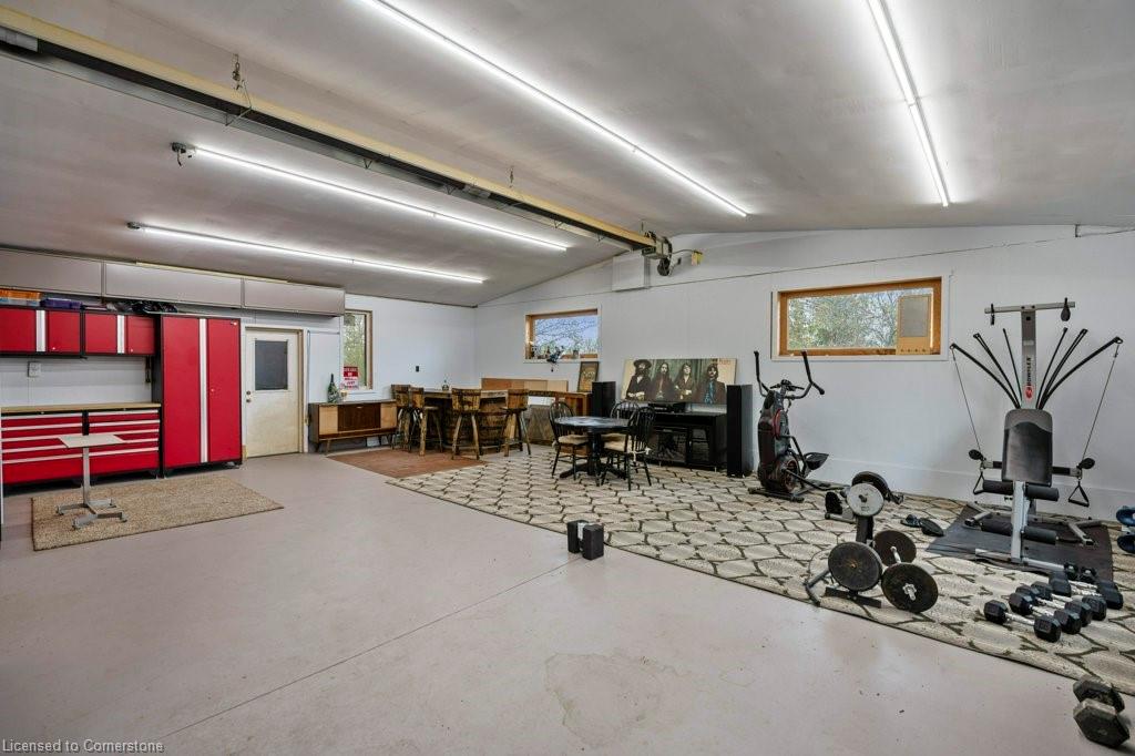 407 Third Road E Property Photo 42