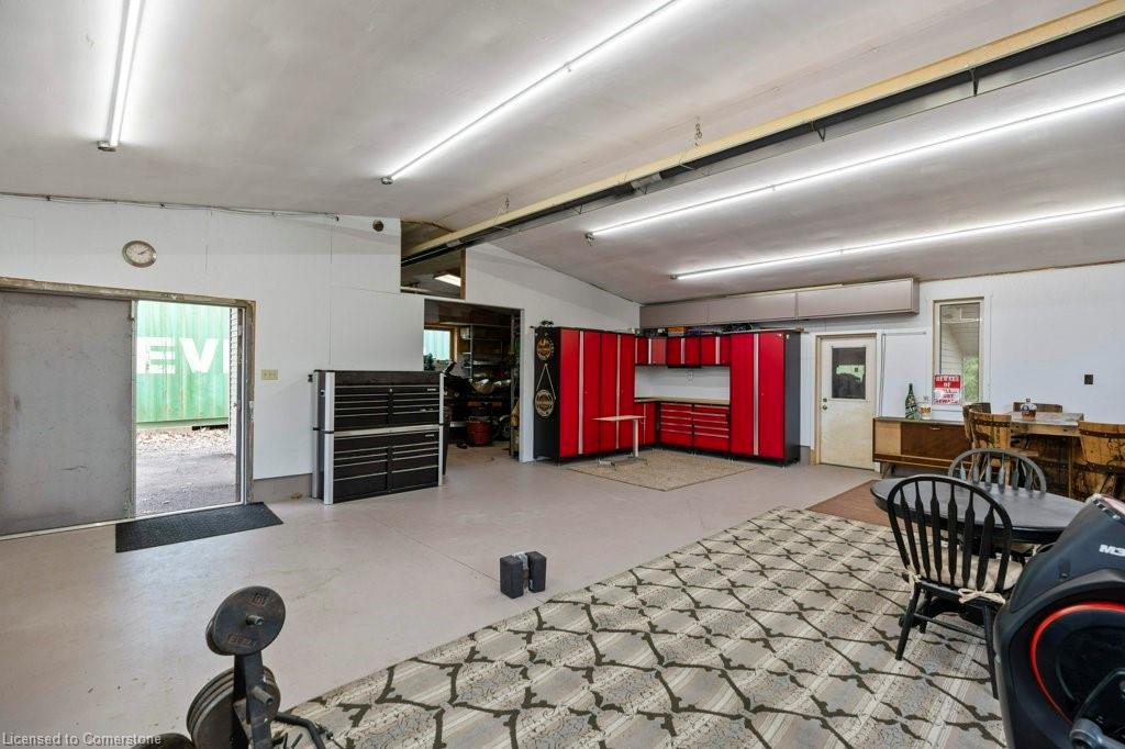 407 Third Road E Property Photo 43