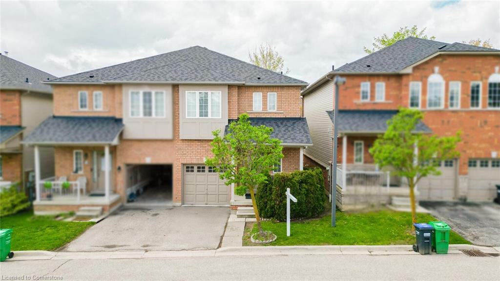 18-2270 Britannia Road W Property Photo