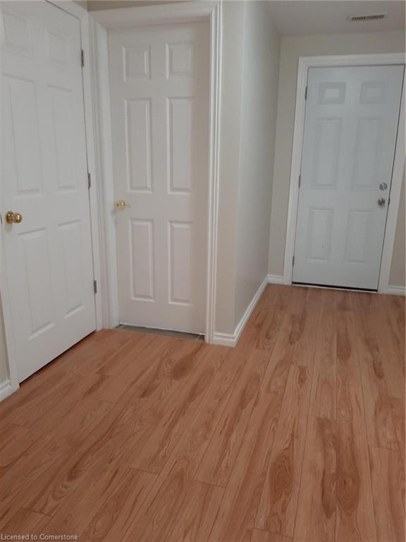1390 Eagle Street N Property Photo 9