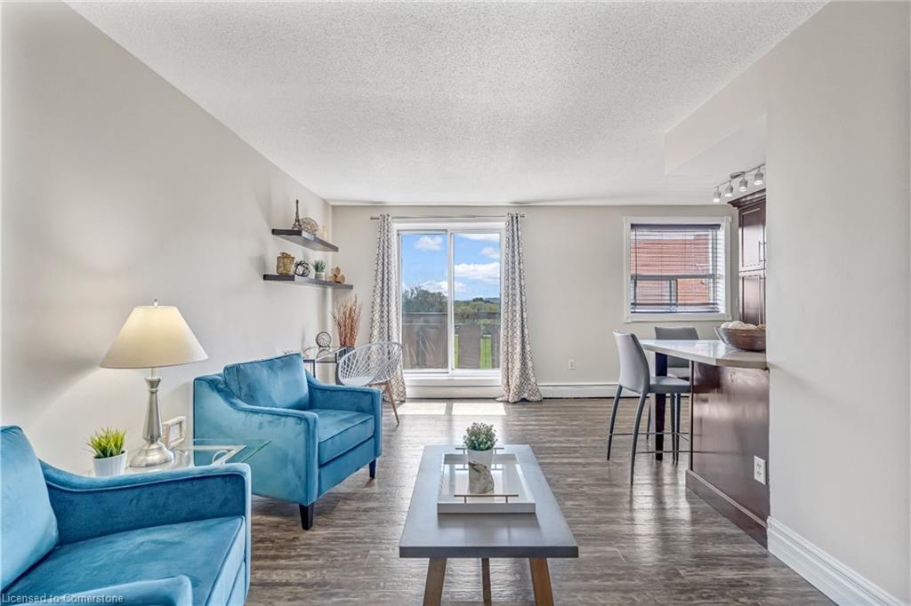 502-851 Queenston Road Property Photo