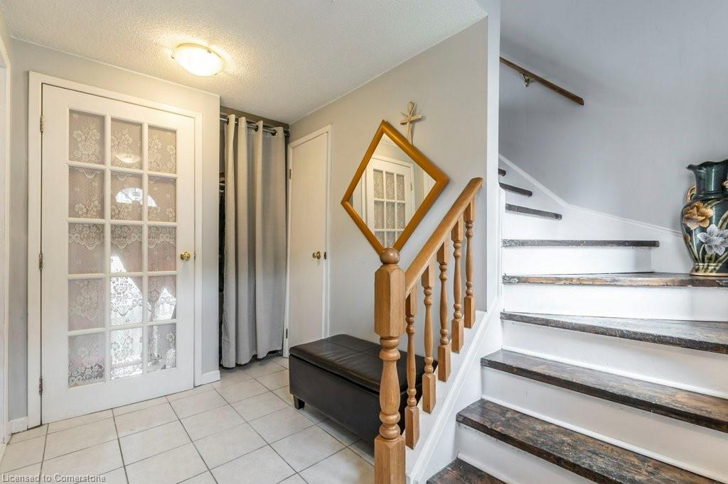 5-1255 Upper Gage Avenue Property Photo 6