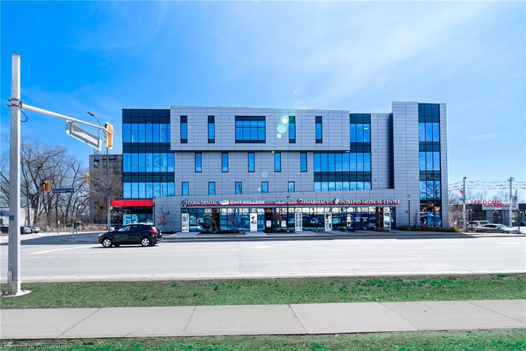 309-room 301-250 Dundas Street W Property Photo 6