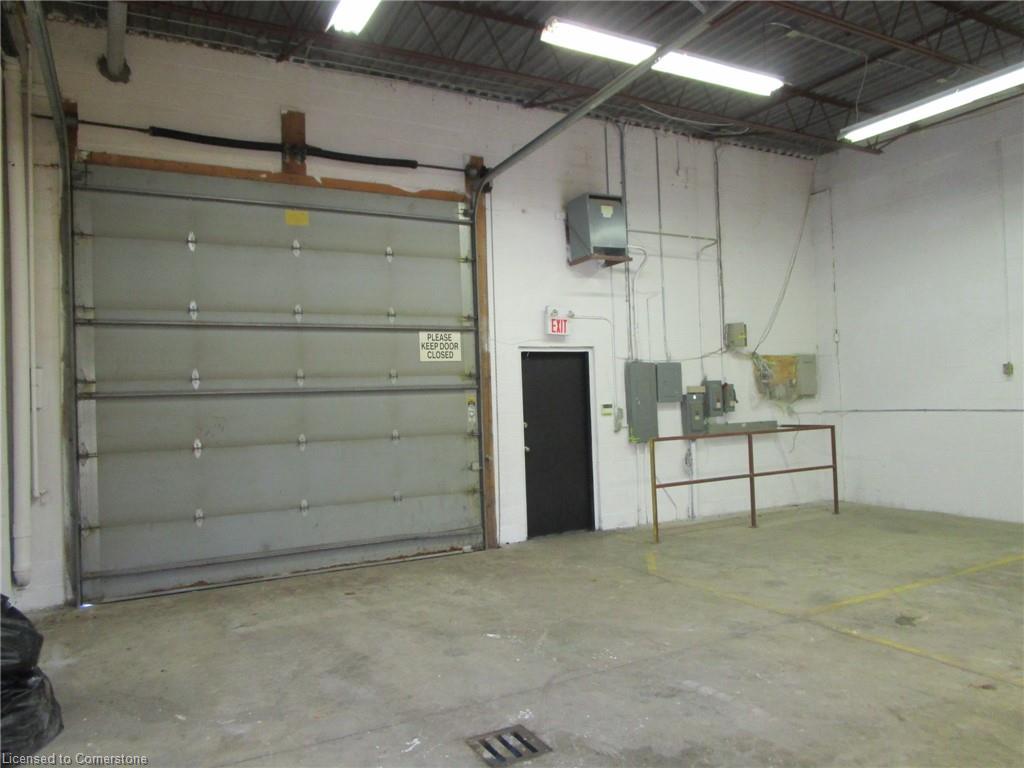 2-889 Barton Street Property Photo 3