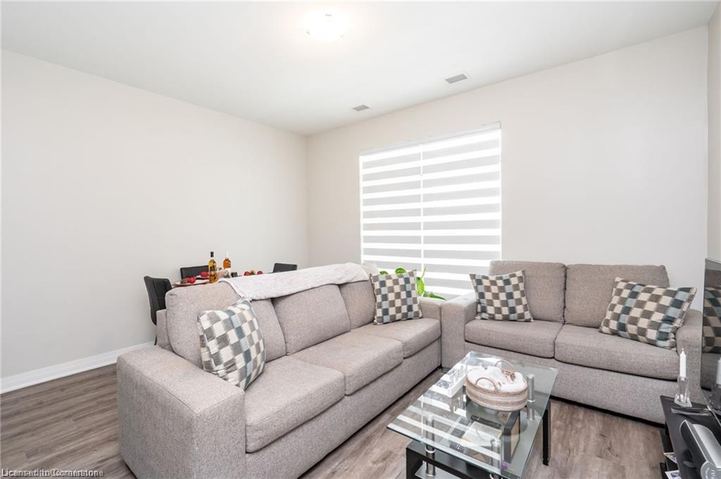 202-470 Gordon Krantz Avenue Property Photo 17