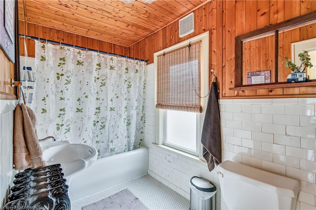4621 Ellis Street Property Photo 25