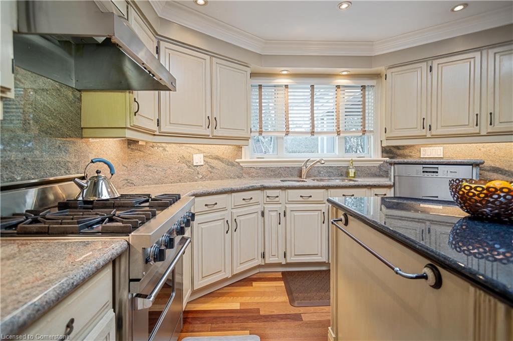 56 Cameo Street Property Photo 14