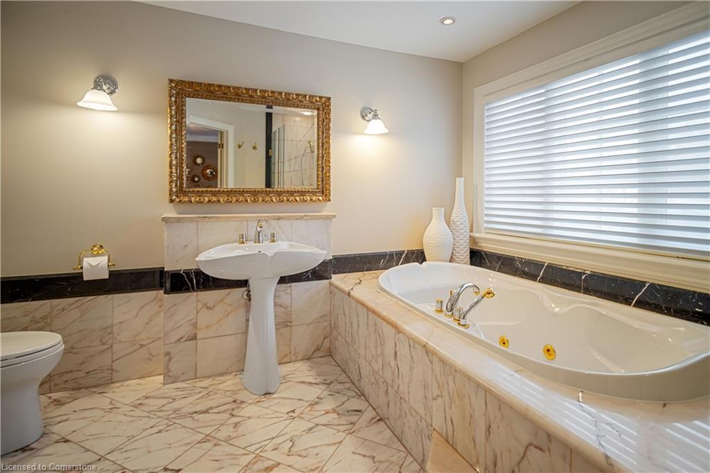 56 Cameo Street Property Photo 32