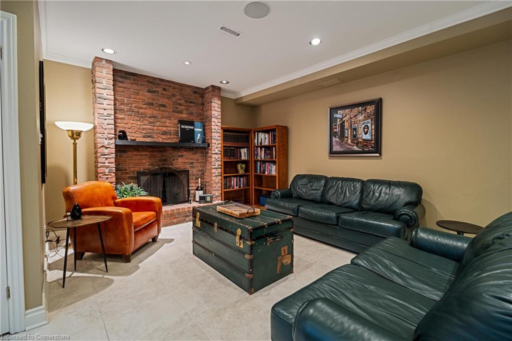 56 Cameo Street Property Photo 40