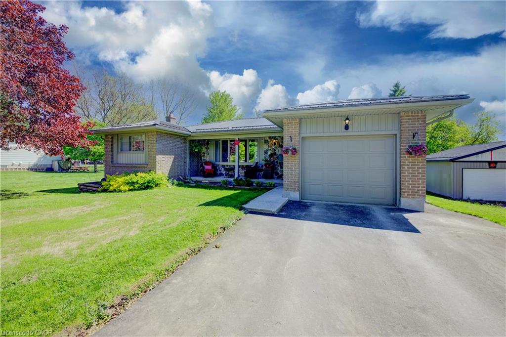 1076 Henry Street Property Photo 1