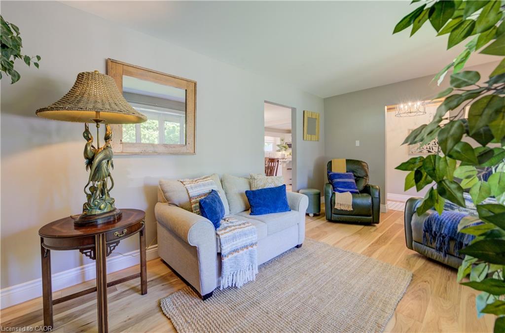 1076 Henry Street Property Photo 17