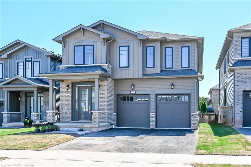 67 Starfire Crescent Property Photo