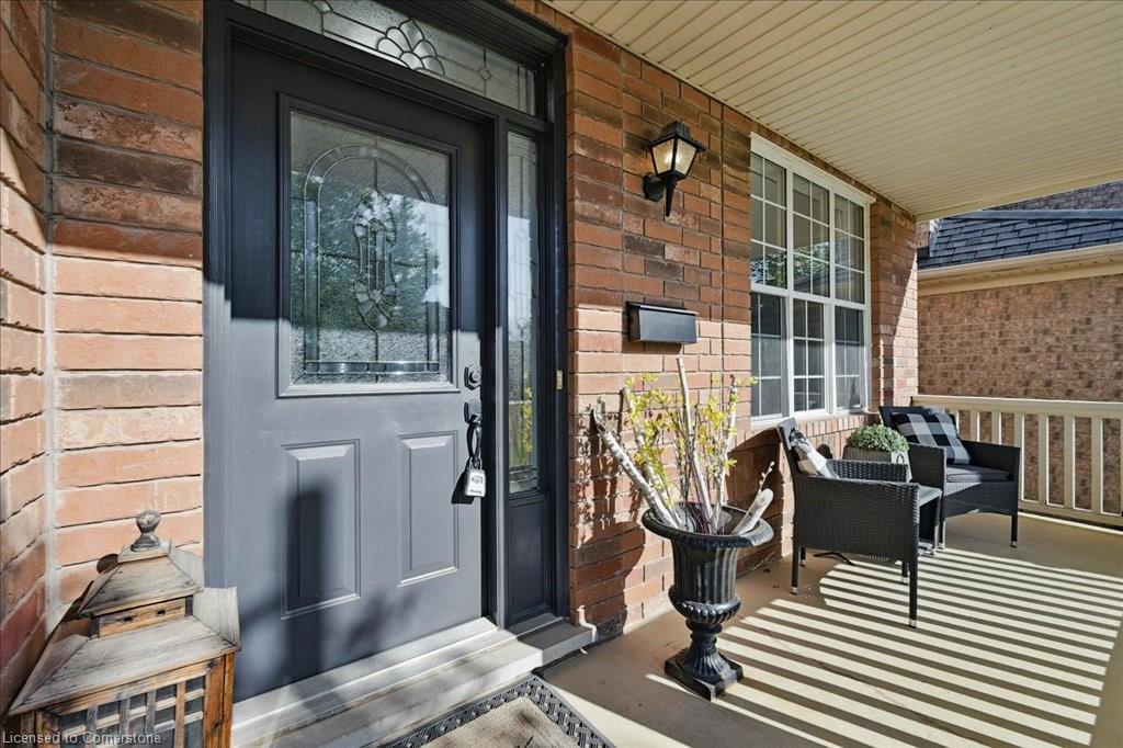 2536 Bracken Drive Property Photo 3
