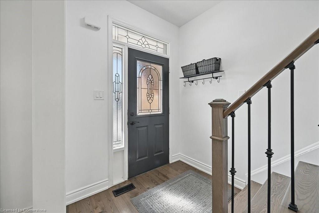 2536 Bracken Drive Property Photo 4