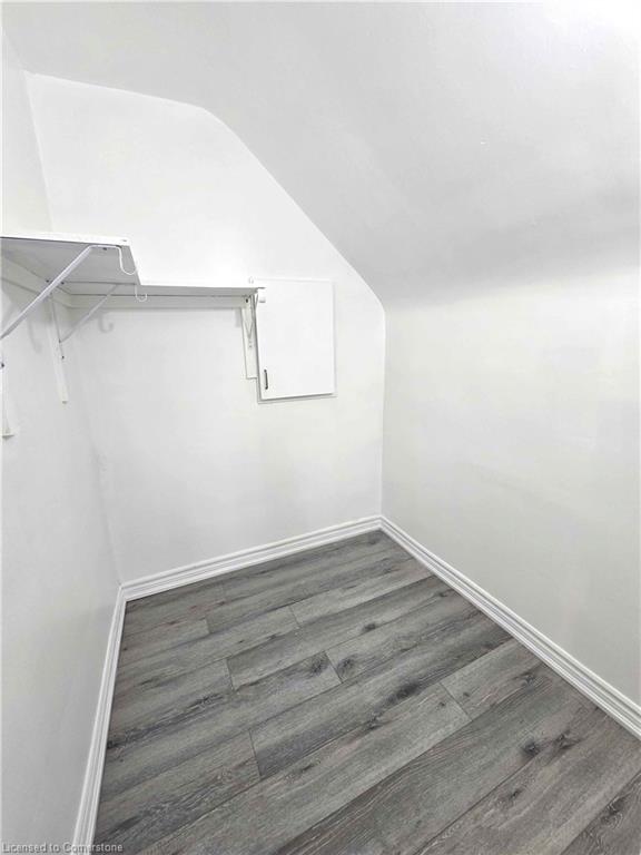 4-300 Balmoral Avenue N Property Photo 9
