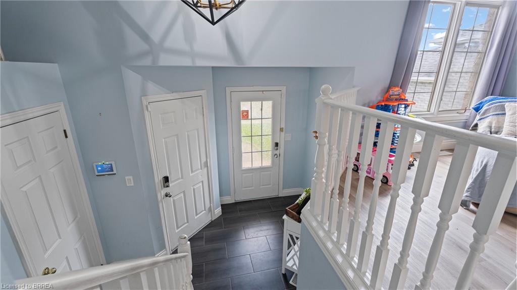 47 Brewster Way Property Photo 5