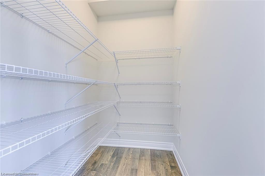 8-2273 Turnberry Road Property Photo 30