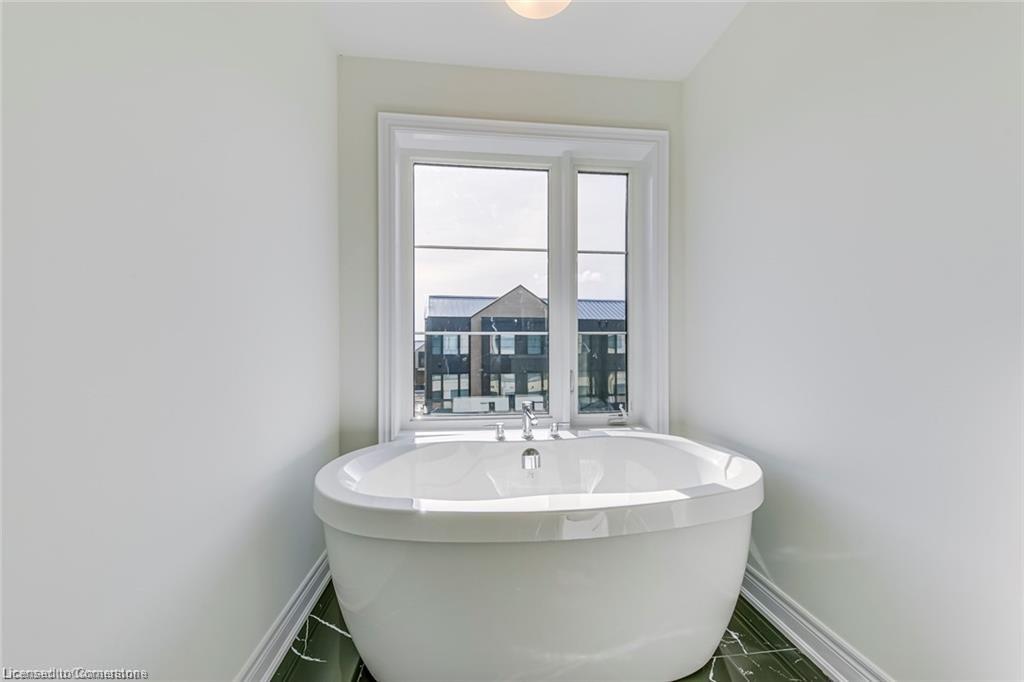 8-2273 Turnberry Road Property Photo 37