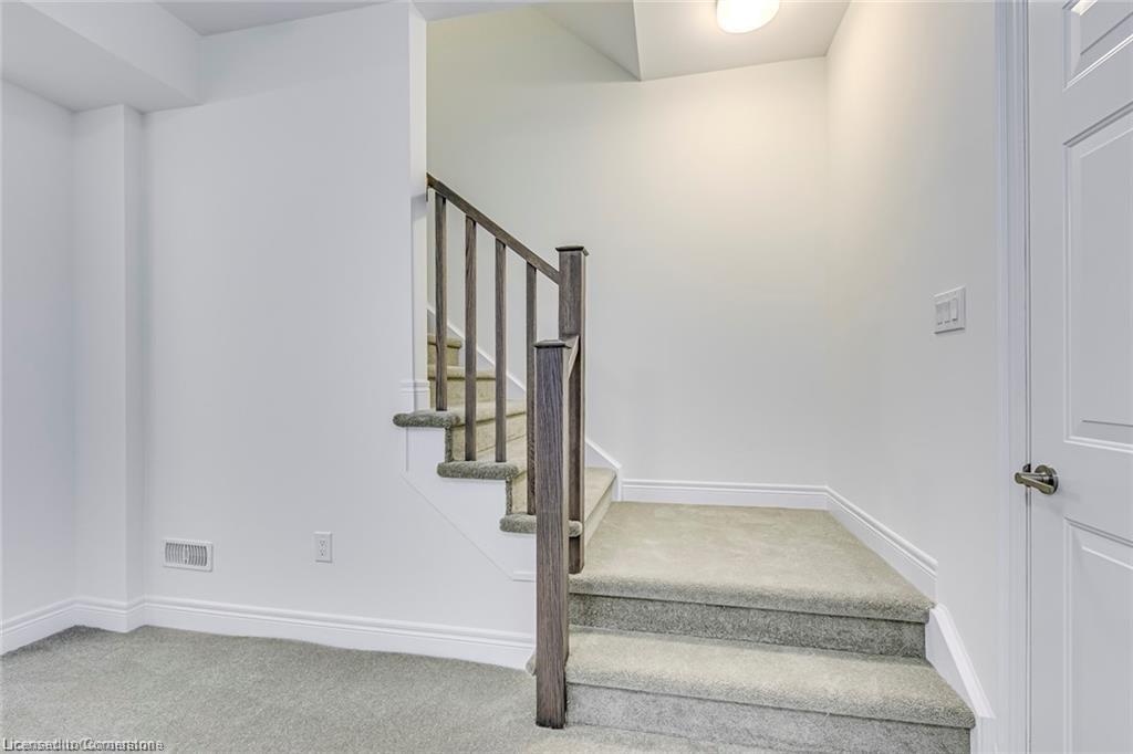 8-2273 Turnberry Road Property Photo 45