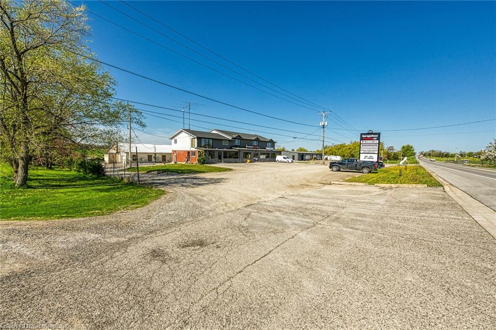 104-8268 #20 Highway Property Photo 4