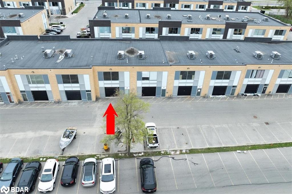 48-1215 Queensway East Property Photo 1