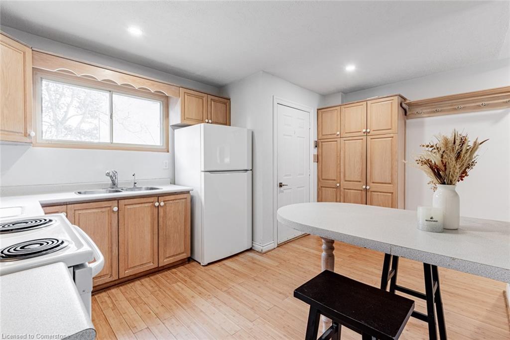 116 Wales Avenue Property Photo 7