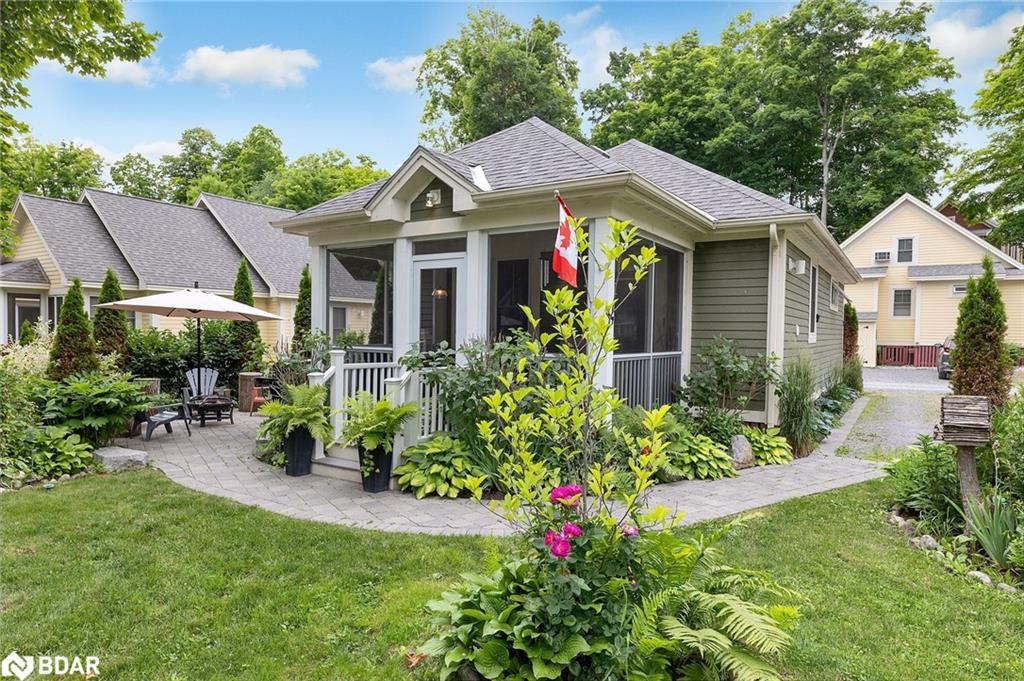 7 Hollow Lane Property Photo