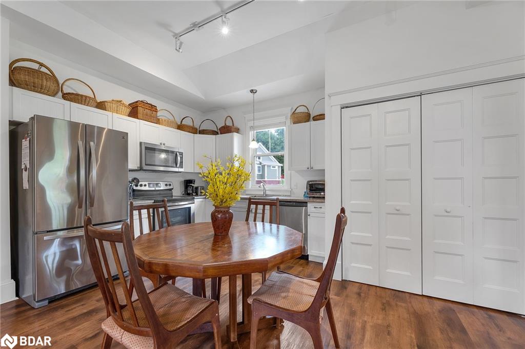 7 Hollow Lane Property Photo 13