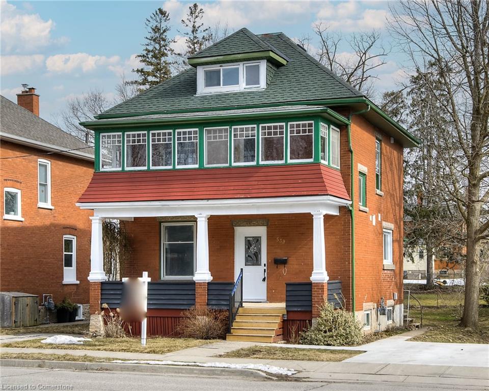 539 Moore Street Property Photo