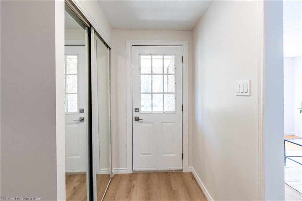48 Pepperwood Crescent Property Photo 2