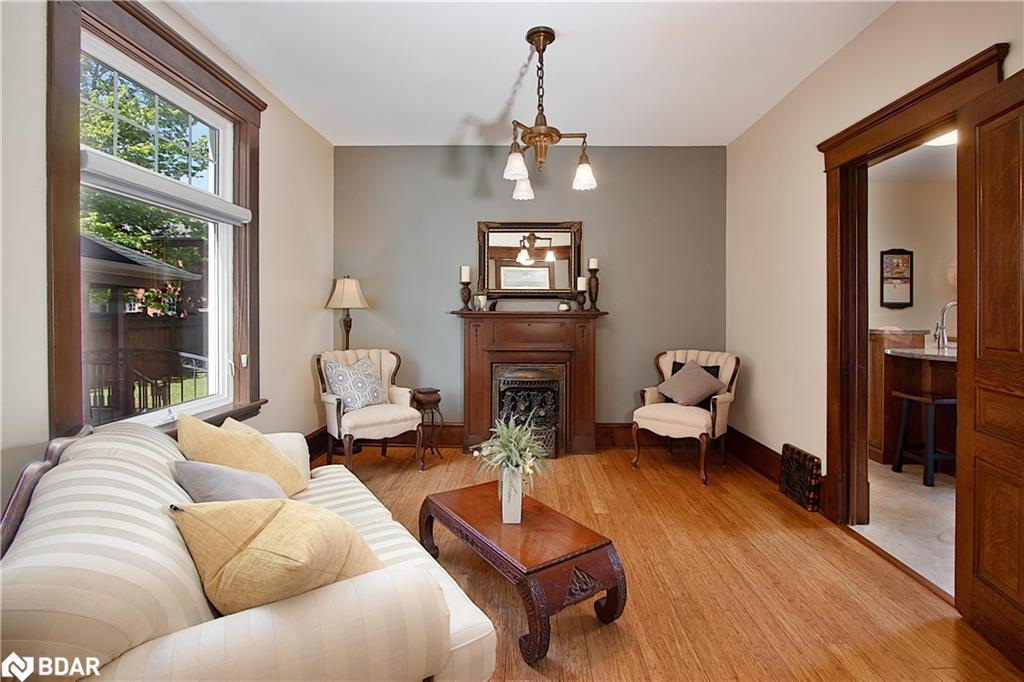 212 Front Street Property Photo 15
