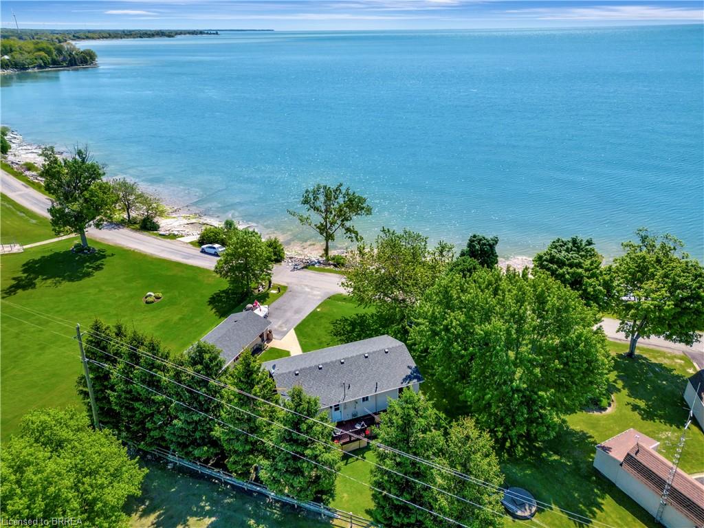 1697 Lakeshore Road Property Photo 12