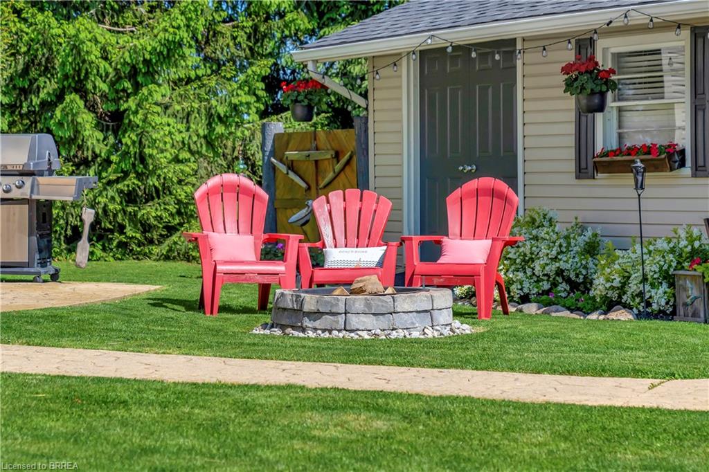 1697 Lakeshore Road Property Photo 16