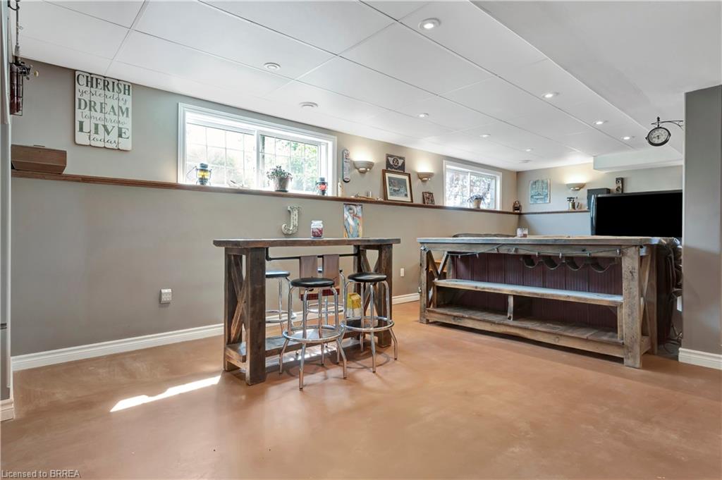 1697 Lakeshore Road Property Photo 41