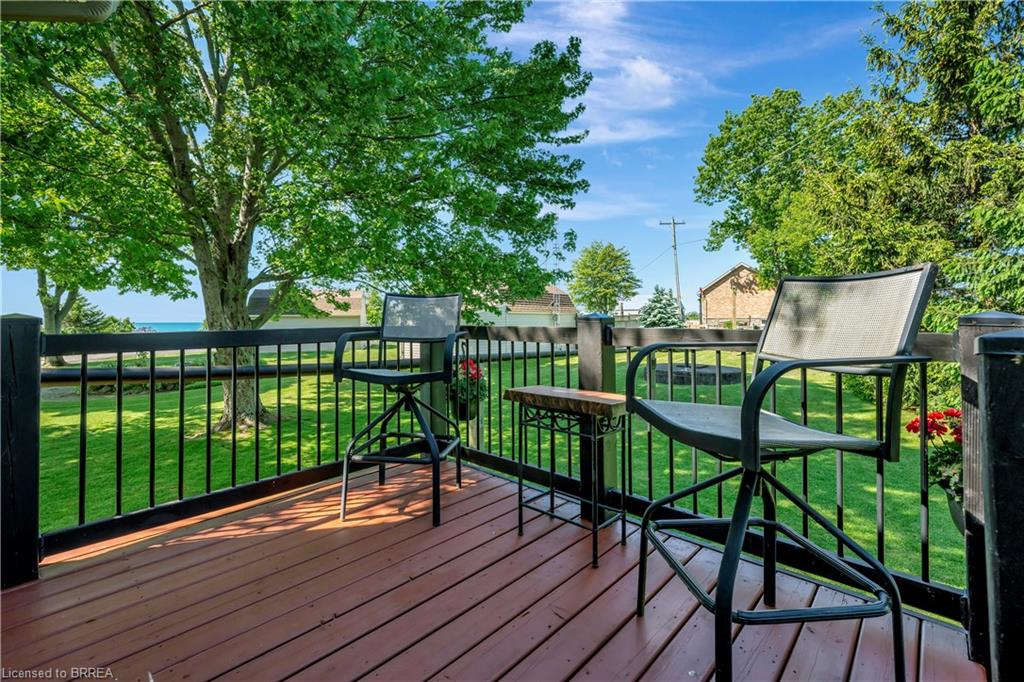 1697 Lakeshore Road Property Photo 45