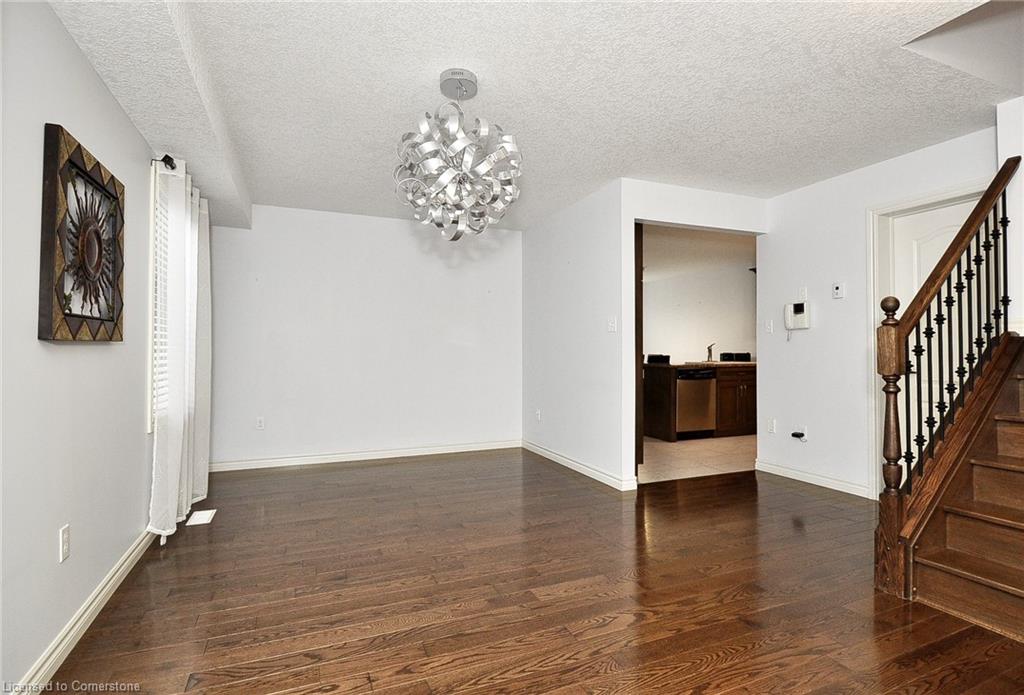 8 Lockwood Street Property Photo 10