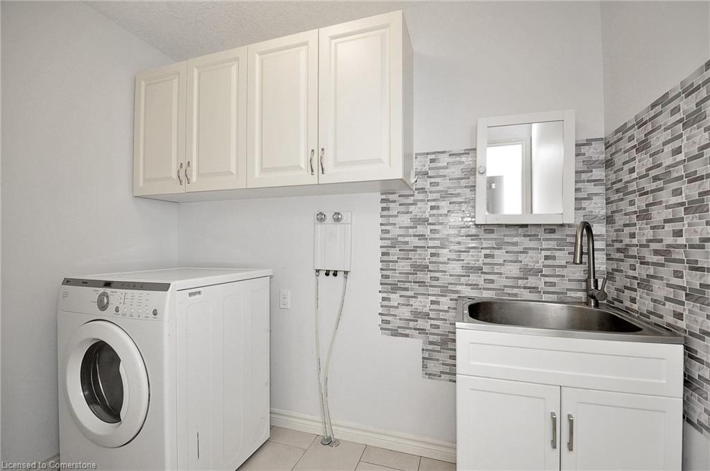 8 Lockwood Street Property Photo 25