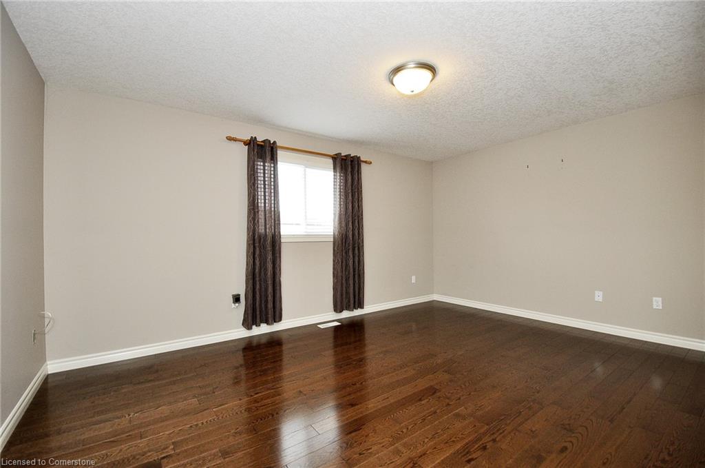 8 Lockwood Street Property Photo 28