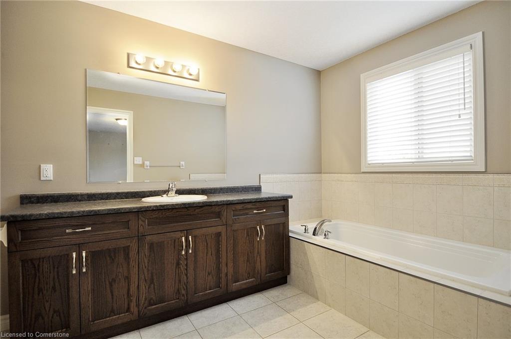 8 Lockwood Street Property Photo 30