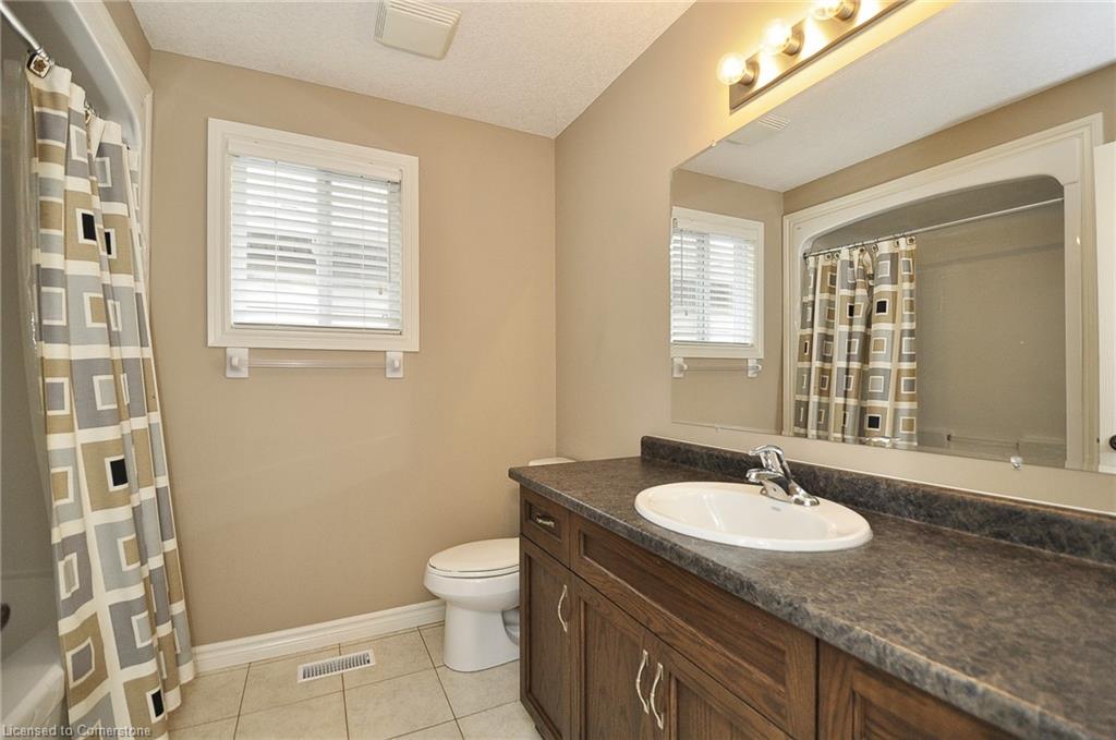 8 Lockwood Street Property Photo 34