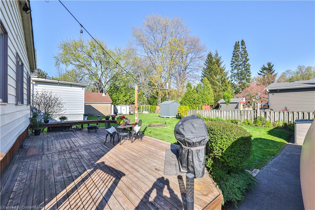 2260 New Street Property Photo 15