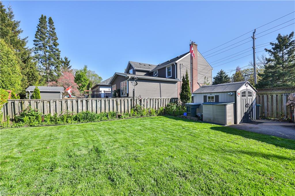 2260 New Street Property Photo 16