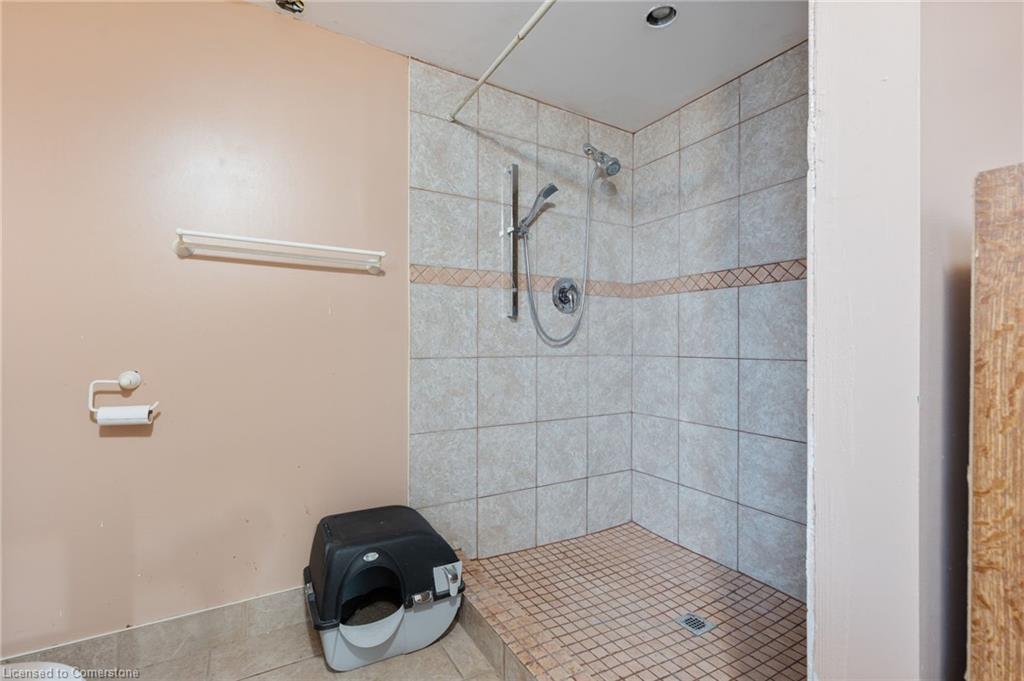 1732 Seeley Drive Property Photo 18