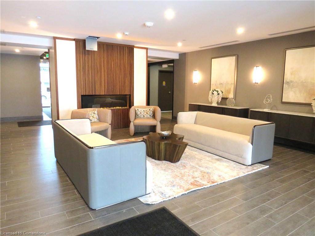 305-470 Dundas Street E Property Photo 5